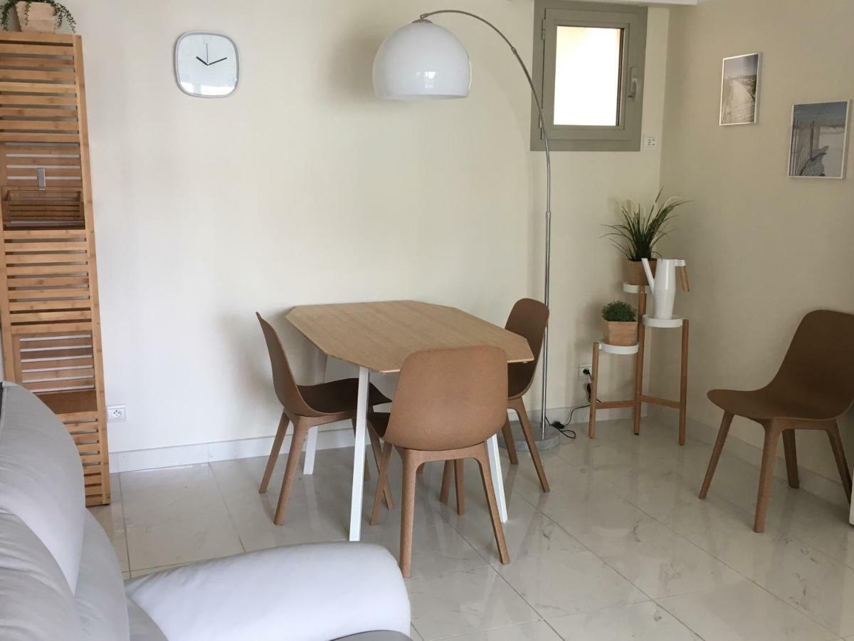 Quiet Flat Next To The Beach Ница Екстериор снимка